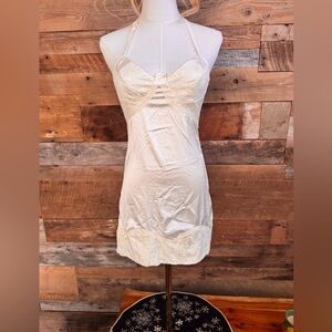 Sister Party cream adjustable Lace Halter Mini Dress Lace Up corset tie NWT -Med